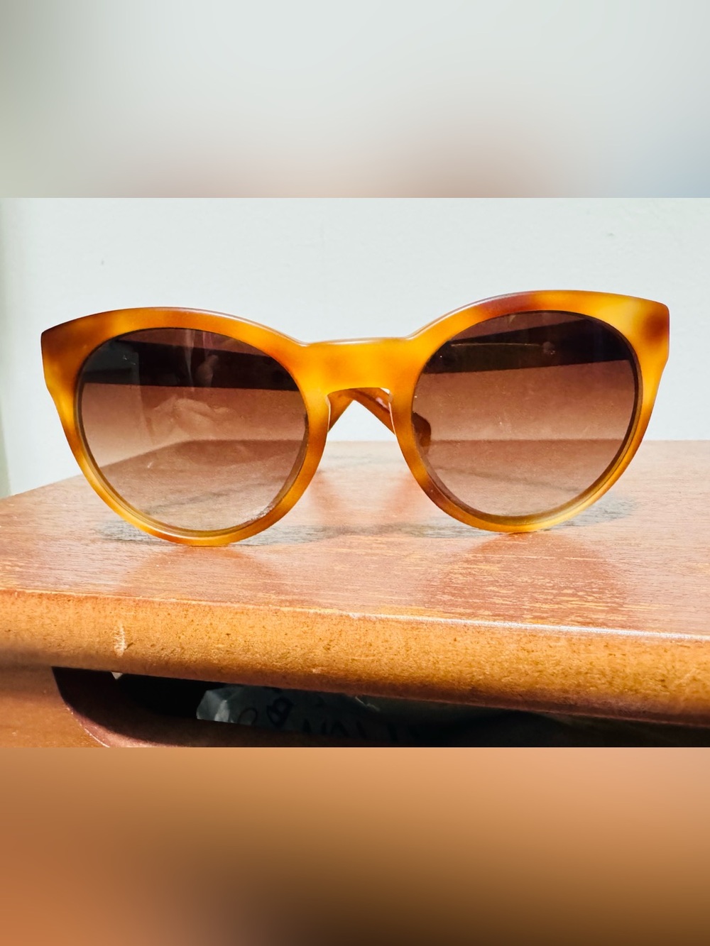 Oliver Peoples Tortoiseshell Sunglasses in Amber Brown GREGORY PECK.  NO CASE